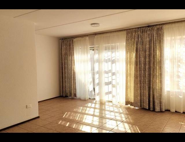 3 BEDROOM TOWNHOUSE FOR SALE IN BEDFORD GARDENS